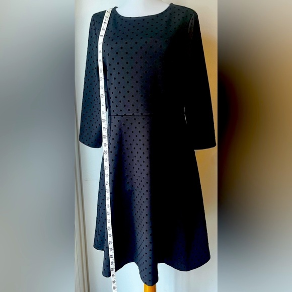 SOLD Talbots Dress Sz 8P Black Texture Dot Fit Flare 3/4 Sleeves Preppy Career - Picture 7 of 13